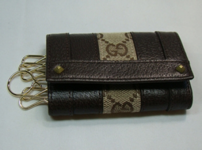 120846 GUCCI���¿� GUCCIԿ�װ� ��������ɫPU����ʱ����ʿԿ�װ�
