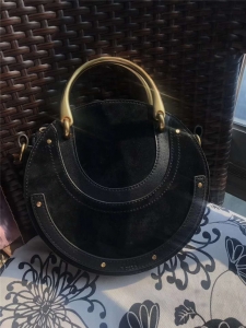Chloe ޢ�� 17�ﶬ Pixie�ֻ��� ĥɰƴƤ Բ������� ��ɫ