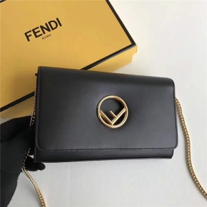 FENDI �ҵ� 004 2017�ﶬ�¿� ��Ƥ�������������ִ����ð� ��ɫ