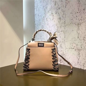 Fendi �ҵ� Peekaboo 2017�¿�СţƤ��֯�ֱ������ ź��ɫ