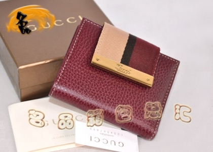 181670 һ��һƷ��Ů�� Gucci���ڸߵ�ţƤʱ��Ůʿ�̿�Ǯ�� GucciǮ�� ��ɫ