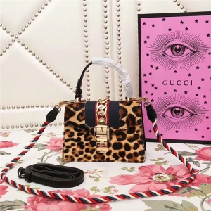 470270 GUCCI Sylvie�¿� ���ƽ����� ��֯����� ������ ��ɫ