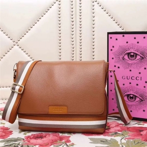 281422 GUCCI ��ʿ�������� ��Ƥ ����б��� ��ɫ