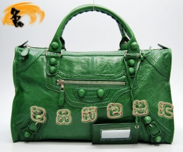 084824   ������Ƥʱ�����а� BalenciagaŮ�� ����� ������������� ��ɫ