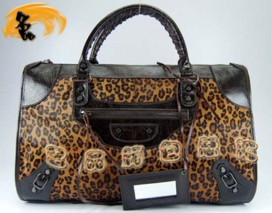 084324 BalenciagaŮ�� ������������� ����ţƤ����ʱ��Ů�� ���ɫ