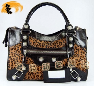 084332A Balenciaga������ �������ҵ���� ����ţƤ����ʱ��Ů�� ���ɫ