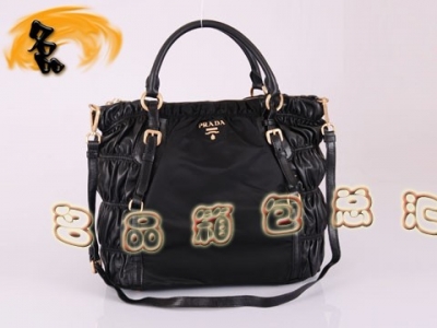 BN1790 ���������¿�����ϵ����ƤŮ�� Prada����� Pradaб��� ��ˮ������ ��ɫ