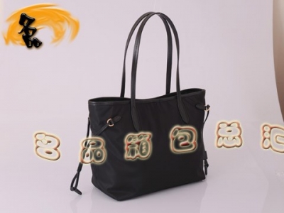 BR3924  �����ﵥ��� Prada���а� ��ˮ��������Ů�� ������ ��ɫ