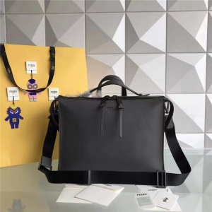FENDI �����б��� ���ֹ� ������ ���¶��峱���·���