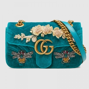 446744 GUCCI GG Marmontϵ�� ���� ���λ�������� �����ִ� ����ɫ