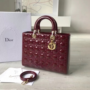 Dior�ϰ� Lady Dior��������� �߸��� �ƺ�ɫ��Ƥ ���