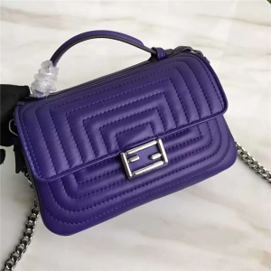 FENDI �ҵ� 8770 ʱװ��� Micro Baguette ѹ��˫�������� ��ɫ