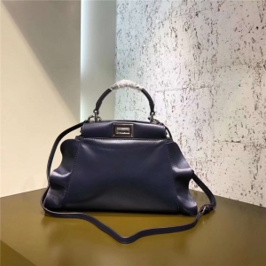 FENDI �ҵ� 8773 2107ʱװ��� ���ƺ�Ҷ�� СţƤƴɫ ��������� ����ɫ