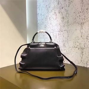 FENDI �ҵ� 8773 2107ʱװ��� ���ƺ�Ҷ�� СţƤƴɫ ��������� ��ɫ