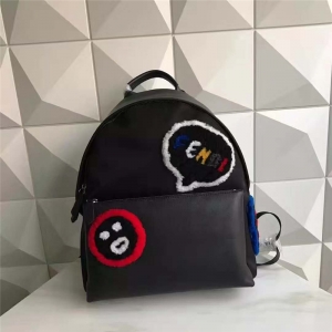 Fendi�ҵ��¿� ��������ţƤ ��ëЦ�� ˫��� ��ɫ