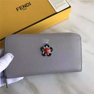 FENDI �ҵ� СţƤCRAYONS 2017�¿� װ��˫ɫƤ�ﻨ�䳤��Ǯ�� ��ɫ