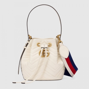 476674 GG Marmont笷���ƤˮͰ�� GucciˮͰ�� GucciŮ�� ��ɫ