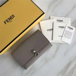 Fendi �ҵ� 0383 2017�������������ƽ��СţƤ�м� ������ �����