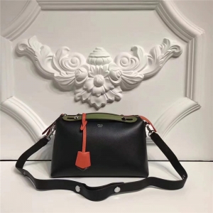 149S FENDI �ҵ� 2017�¿� ����СţƤ ƴɫ��ʿ���������� ��ƴ��