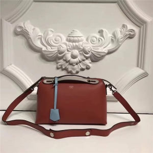 149S FENDI �ҵ� 2017�¿� ����СţƤ ƴɫ��ʿ���������� ��ƴ����