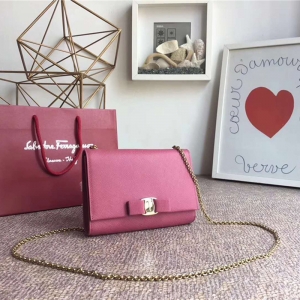 22B558 Ferragamo ������Ľ ���� Vara �������� ����������� ʯ骺�