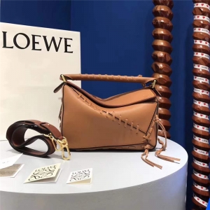 Loewe������ Puzzle ��֯�� ƴ�Ӽ��ΰ� ������ �غ�ɫ