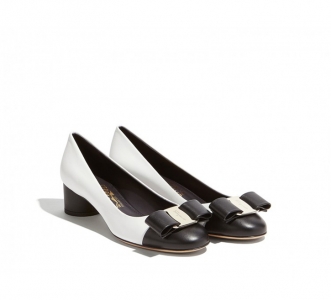 685763 Ferragamo������Ľ VARA С��Ƥ ������߸�Ь ��ɫ