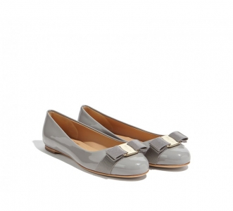 688990 Ferragamo�Ƹ���Ľ VARINA ��Ƥ ������ƽ��Ь ǳ��ɫ