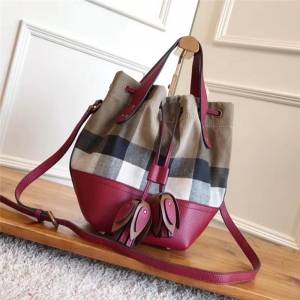 Burberry����� �ͱ���Ů�� ���¿����ˮͰ�� �ɲ�ʽС�� ��ɫ
