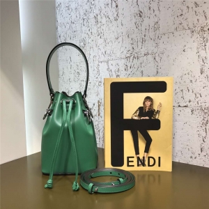 010 Fendi�ҵ� MON TR��SOR ������ ��ɫ ����ˮͰ�� ��ɫ