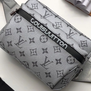 M43828 LV BUMBAG С���ִ� LV��ɫͿ���а� LV�а� LV��ʿ����