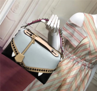 129 fendiŮ�� �ҵ������ СţƤ BY THE WAYϵ�� ��ʿ���ִ� ��ɫ