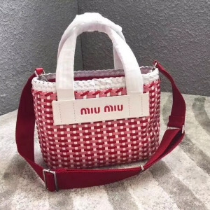 5BA077 MIUMIUר���¿� ����Ƥ�� ��֯�ִ� ���� �����Ӱ� ��ɫ