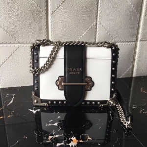 1BD045 Prada cahier �������¿� í����� �����ﵥ��б��� �����