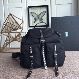1BZ2811 Prada Black Nylon���� �����۴� ������ţƤ ˫��� ��ɫ