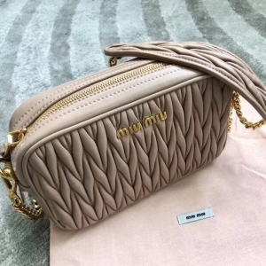 5BH118B MIUMIUר���¿� ����С��Ƥ ����� ��ɫ