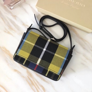 40767831 Burberry Vintage ���� ƴƤ�� Ǯ�б��� ǳ��ɫ