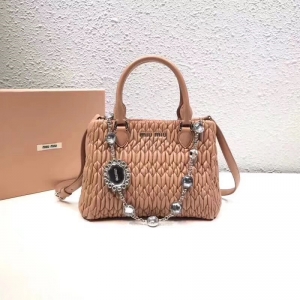 5BA067 MIUMIU���� ר���¿� ������Ƥ С�� ˮ��������� ����