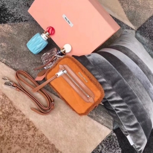 5BH118 MIUMIU���� 18�ﶬ ���� ʱ�аٴ� ����� ëëС���� ��ɫ