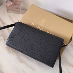Burberry�ͱ��� ������ʽ�ư� Ƥ�� ����б��� ��ɫ
