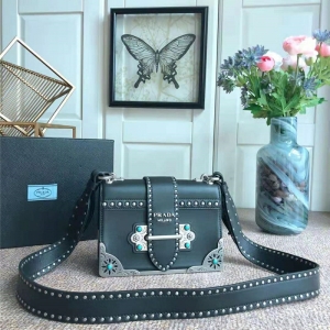 1BD045 Prada Cahier�ִ� ��͢�� СţƤŮ�� �������� �����ﵥ��� ��ɫ