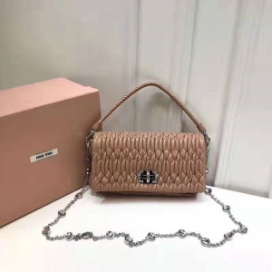 5BD417 MiuMiuŮ�� ���Ѱ��� MiuMiu����� MiuMiu������ ����ɽ���� ��ɫ 