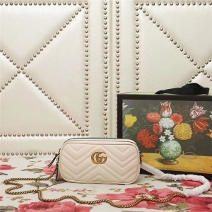 546581 GucciŮ�� Marmontϵ�� �ų۵���� ����˫G ��������� ��ɫ