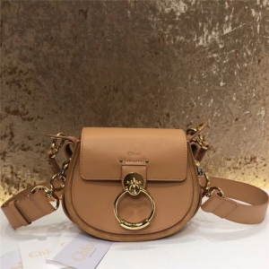 Chloe ������ ChloeС���� Tess�ִ� СţƤ��Ƥ ChloeŮ�� Ư����