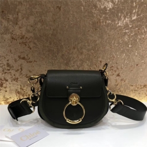 Chloe ������ ChloeС���� Tess�ִ� СţƤ��Ƥ ChloeŮ�� �����