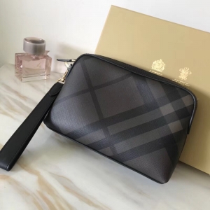 Burberry�¿��а� СţƤLondon���� �๦�� �ͱ�����ʿ���ð� ��ɫ