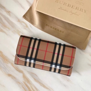 40734271 BurberryŮ��Ǯ�� Vintage����ƴƤ�� ײɫ �ͱ��򳤿�Ǯ�� ��ɫ