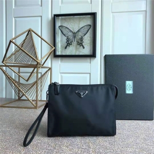 2NE789 Prada�а� Prada2019�¿� ��������ϴ���� ���������ð� ��ɫ