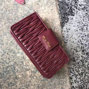 5BH042 MiuMiu2019�＾�¿� ������Ƥ �����ְ������ ���