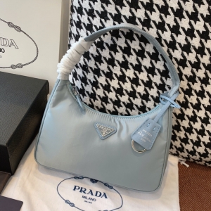 1NE515 Prada Re-Edition 2000 ���������ִ� ��������°� ��ɫ